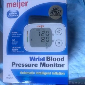 Blood pressure monitor